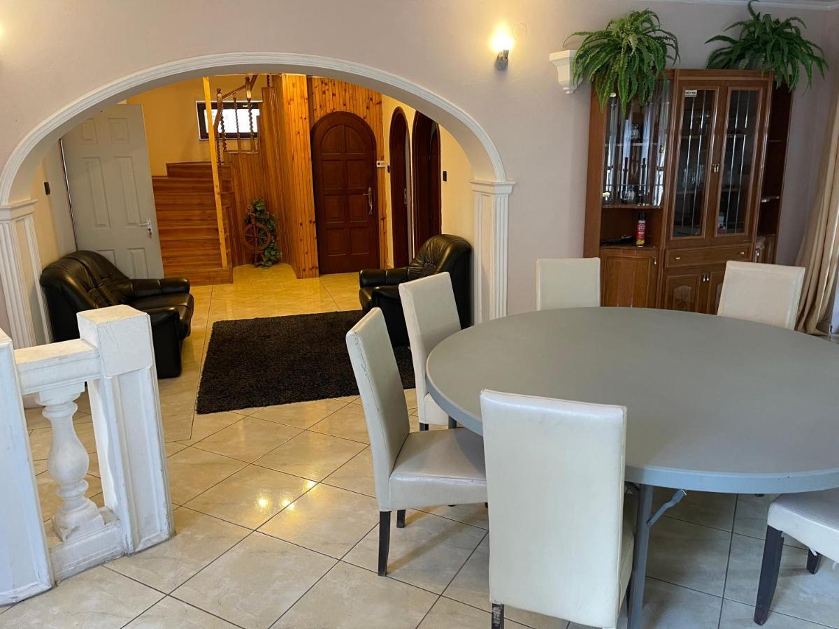 Szimpla Vendeghaz Hotel Miskolc Ngoại thất bức ảnh