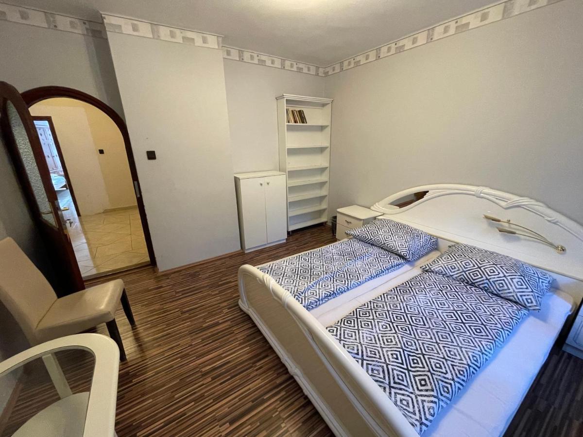 Szimpla Vendeghaz Hotel Miskolc Ngoại thất bức ảnh